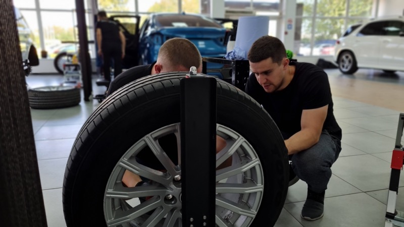 Обучение детейлингу в Москве от ОклейкиПРО