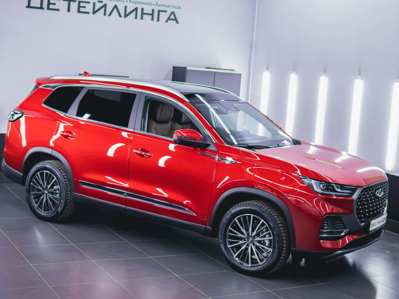 Оклейка кузова Chery Tiggo 8 в полиуретан SunMax