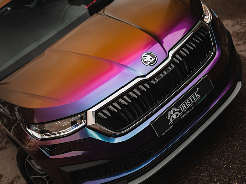 Виниловая плёнка Flowing Spectrum Blue (потоковый спектр синий), глянцевая, FHI6P, 1,52×17,5 м