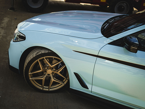 Полиуретановая пленка PPF Blue glacier (голубой ледник), глянцевая, UC1061, 1,52×15 м